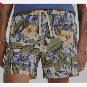 Levi's Men's Size Small XX CHINO Easy Shorts Floral Hawaiian Shorts MSRP $49.50